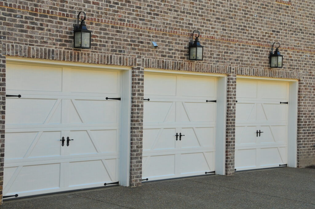 Dakota Door Sales - Garage Door Service